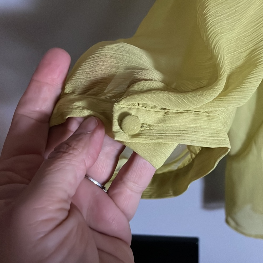 Blouse - Picture 5 of 6
